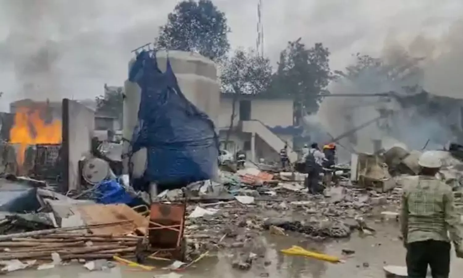 Massive blast at Pashamylaram factory throws workers 100 meters, multiple casualties reported Massive blast at Pashamylaram factory throws workers 100 meters, multiple casualties reported