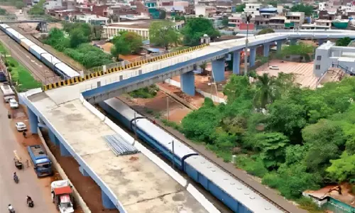 7 Engineers Suspended Over Bhopal Bridge With 90-Degree Turn 7 Engineers Suspended Over Bhopal Bridge With 90-Degree Turn