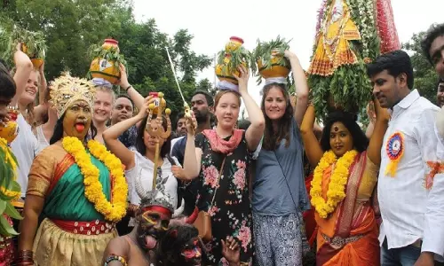 IT బోనాలకు వేళాయే… ఐటీ కారిడార్ అంతా సంబురాలు!