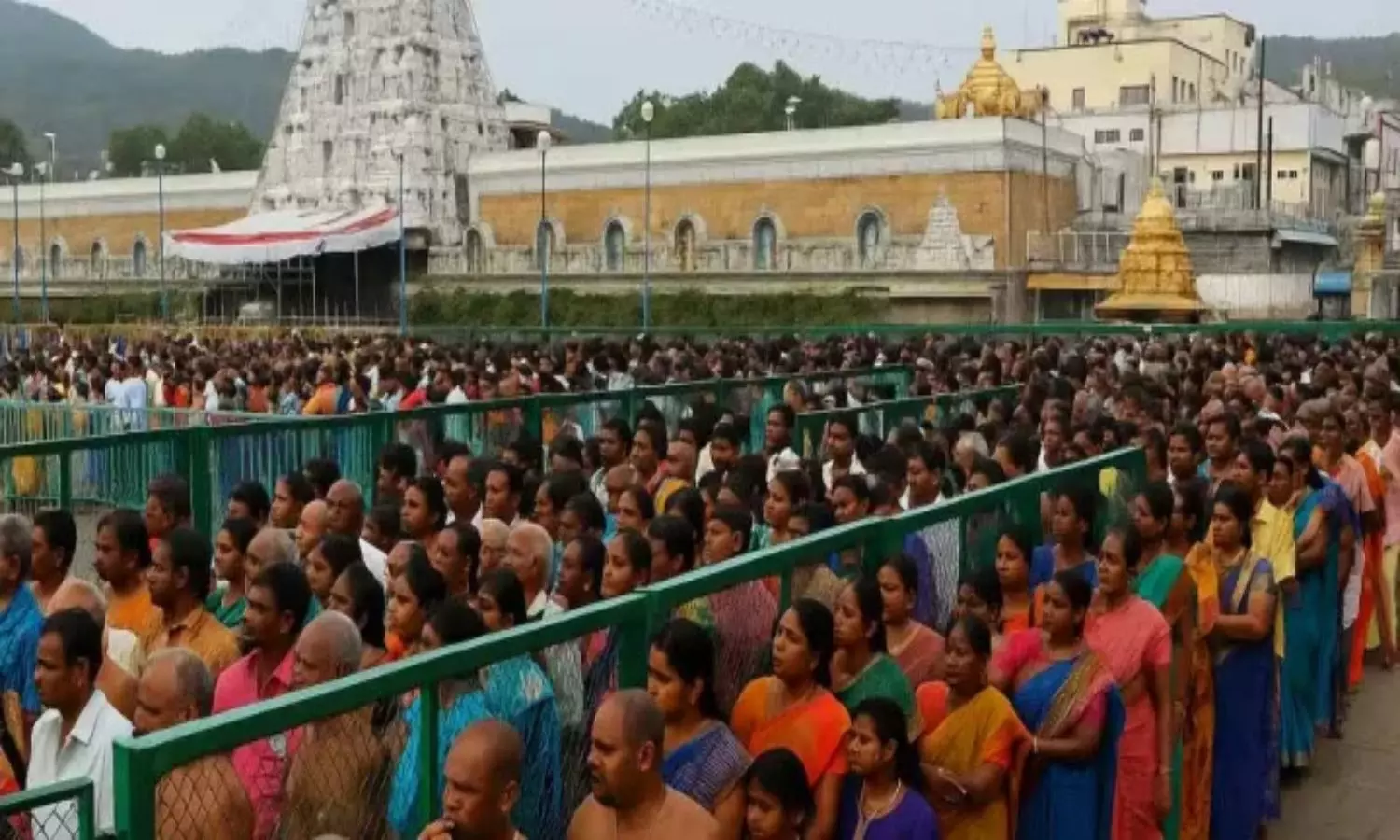 Tirumala: తిరుమలలో కొత్త రూల్.. ఇక గంటలు తరబడి క్యూ లైన్ లో వేచి చూడాల్సిన అవసరం లేదు..!