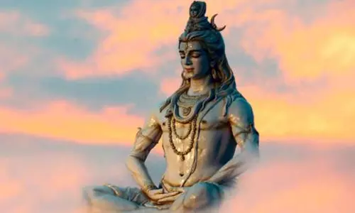 Sravana Masam 2025: ఈ పనులు చేస్తే.. శుభఫలితాలు మీ వెంటే! Sravana Masam 2025: ఈ పనులు చేస్తే.. శుభఫలితాలు మీ వెంటే!