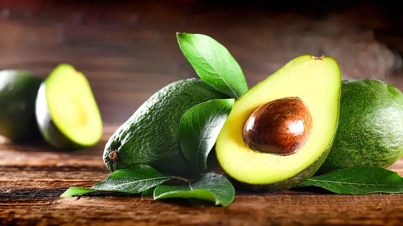 Avocado: కొవ్వును వెన్నలా కరిగించే బట్టర్ ఫ్రూట్..!