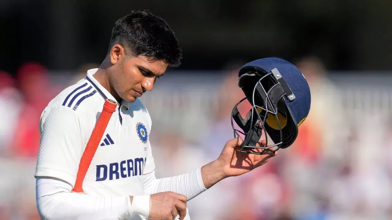 Shubman Gill : లార్డ్స్ లో కష్టాల్లో టీమిండియా.. విరాట్ కోహ్లీ రికార్డును బద్దలు కొట్టిన శుభమన్ గిల్ Shubman Gill : లార్డ్స్ లో కష్టాల్లో టీమిండియా.. విరాట్ కోహ్లీ రికార్డును బద్దలు కొట్టిన శుభమన్ గిల్