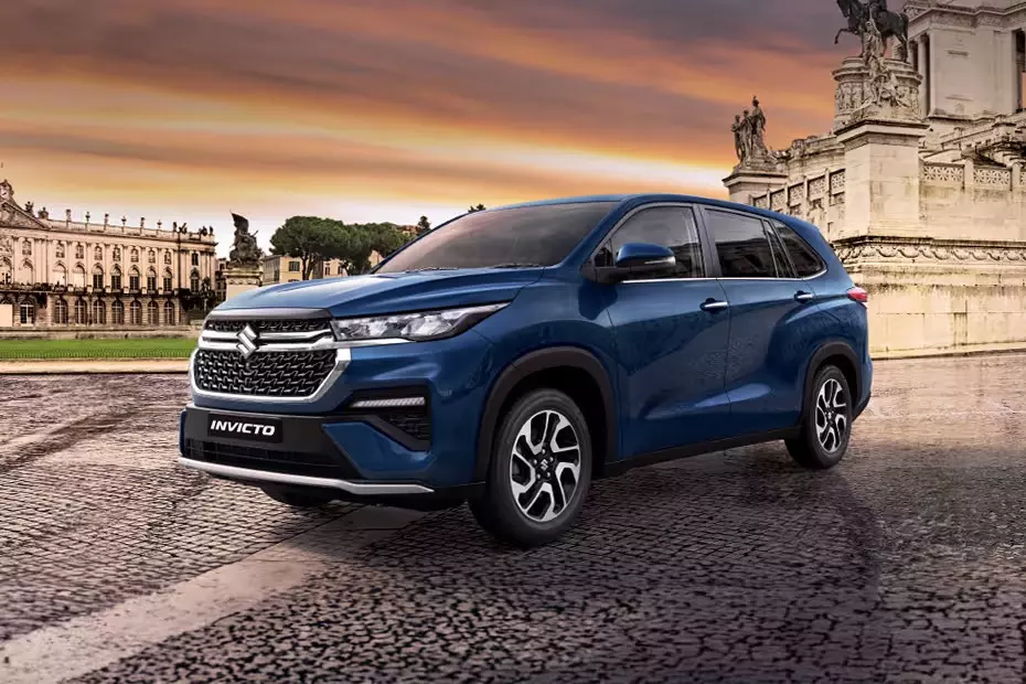 Maruti Invicto: భారీ డిస్కౌంట్.. మారుతి సుజికి ఇన్విక్టో.. బడ్జెట్ ఫ్యామిలీ కార్..!