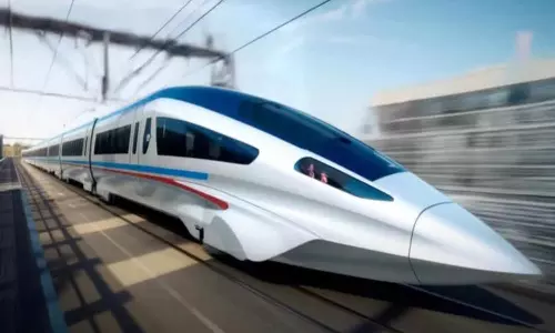 చైనాలో సరికొత్త మ్యాగ్లెవ్ రైలు: గంటకు 600 కిలోమీటర్ల వేగం, విమానాలకు పోటీ! చైనాలో సరికొత్త మ్యాగ్లెవ్ రైలు: గంటకు 600 కిలోమీటర్ల వేగం, విమానాలకు పోటీ!