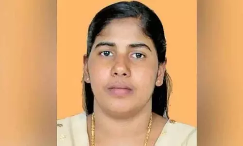 బ్రేకింగ్ న్యూస్: యెమెన్లో కేరళ నర్స్ నిమిషా ప్రియ ఉరిశిక్ష వాయిదా! బ్రేకింగ్ న్యూస్: యెమెన్లో కేరళ నర్స్ నిమిషా ప్రియ ఉరిశిక్ష వాయిదా!