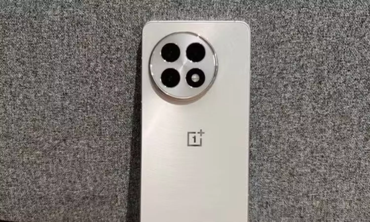 OnePlus 13R: వన్‌ప్లస్ 13ఆర్ పై భారీ డిస్కౌంట్.. జూలై 17 వరకు ఛాన్స్.. చౌకగా కొనేయండి..!