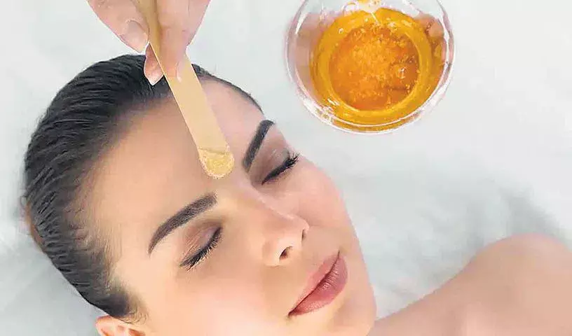 వ్యాక్స్ వద్దు.. ముఖంపై అవాంఛిత రోమాల సమస్యకు జాగ్రత్తలు! వ్యాక్స్ వద్దు.. ముఖంపై అవాంఛిత రోమాల సమస్యకు జాగ్రత్తలు!