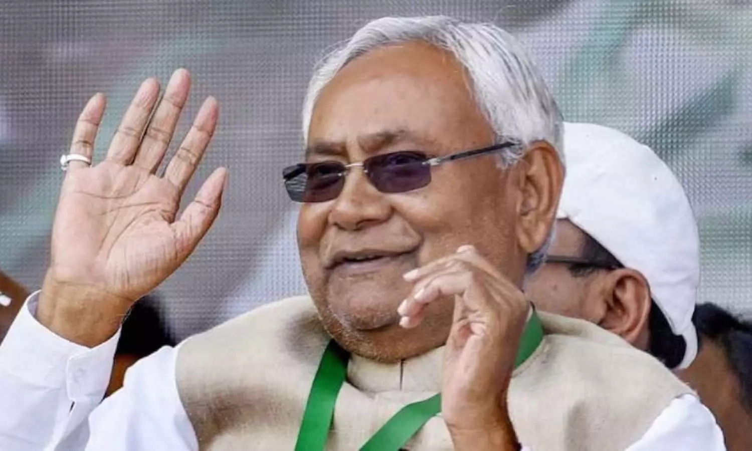 బిహార్ ప్రజలకు నితీష్ షాక్ ఆఫర్.. 125 యూనిట్ల ఉచిత విద్యుత్ – అసెంబ్లీ ఎన్నికల ముందు కీలక ప్రకటన!