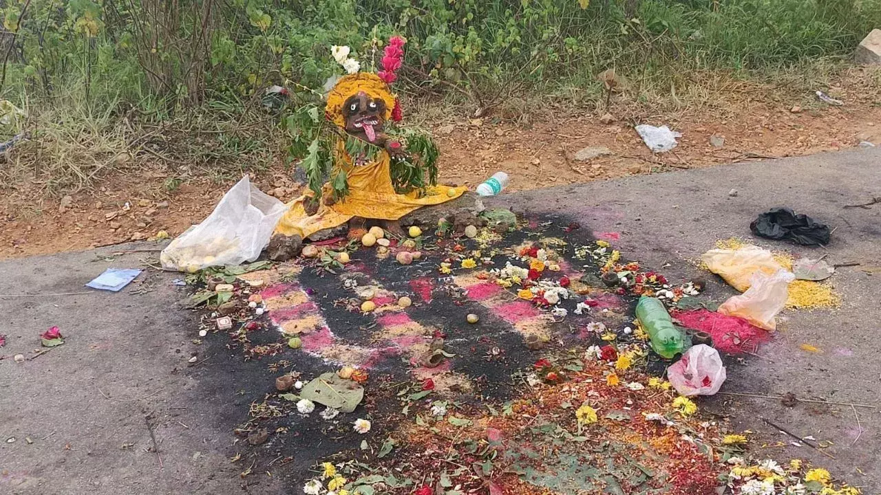 What is Black Magic: చేతబడులు నిజంగానే ఉన్నాయా? నిజం ఏమిటి? What is Black Magic: చేతబడులు నిజంగానే ఉన్నాయా? నిజం ఏమిటి?