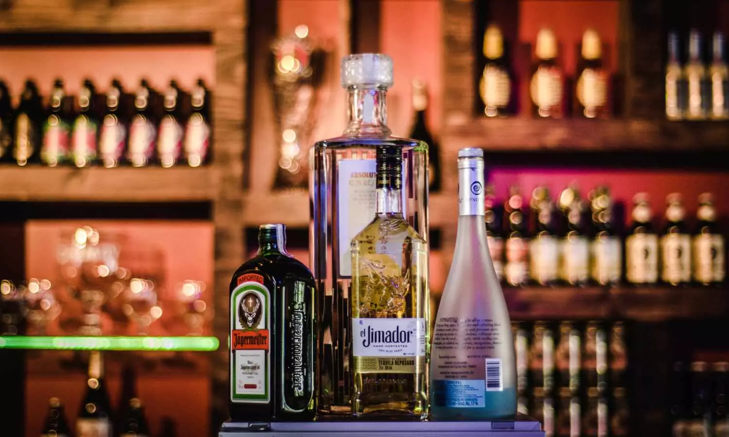 AP Liquor Scam: ముడుపులిచ్చిన కంపెనీలకు పెద్ద ఆర్డర్లు, బ్రాండ్లను అణచివేసిన వైసీపీ మద్యం మాఫియా! AP Liquor Scam: ముడుపులిచ్చిన కంపెనీలకు పెద్ద ఆర్డర్లు, బ్రాండ్లను అణచివేసిన వైసీపీ మద్యం మాఫియా!