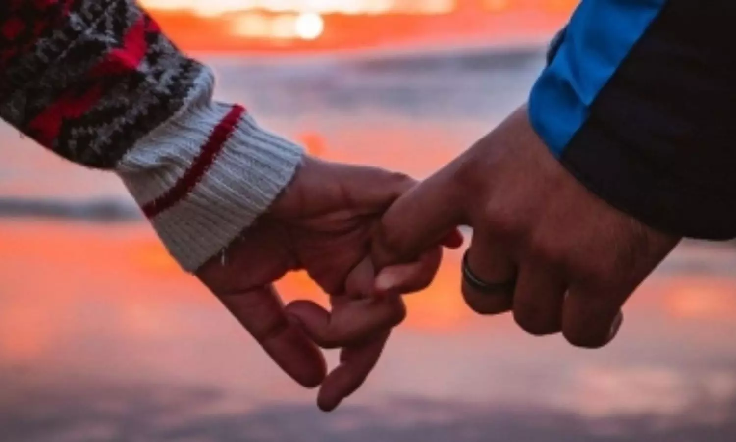 Chittoor 19yo student 38yo lab Technician love affair elopes to bengaluru