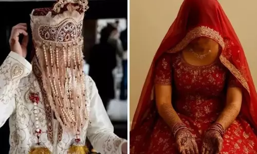 UP Woman Leaves Husband and Kids to Live with Younger Lover, Husband Gives Consent UP Woman Leaves Husband and Kids to Live with Younger Lover, Husband Gives Consent