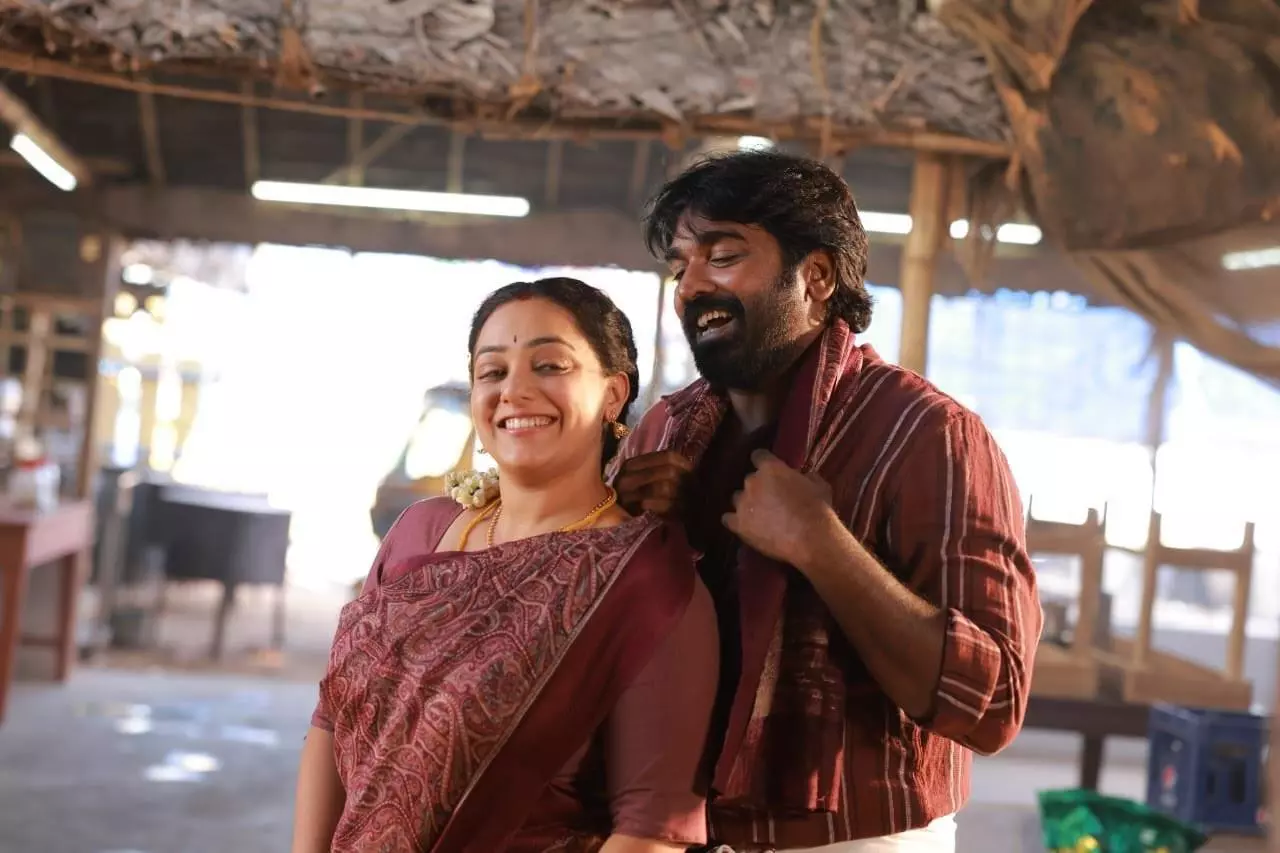 అవకాశాన్ని కోల్పోయిన ‘సార్ మేడమ్’ అవకాశాన్ని కోల్పోయిన ‘సార్ మేడమ్’