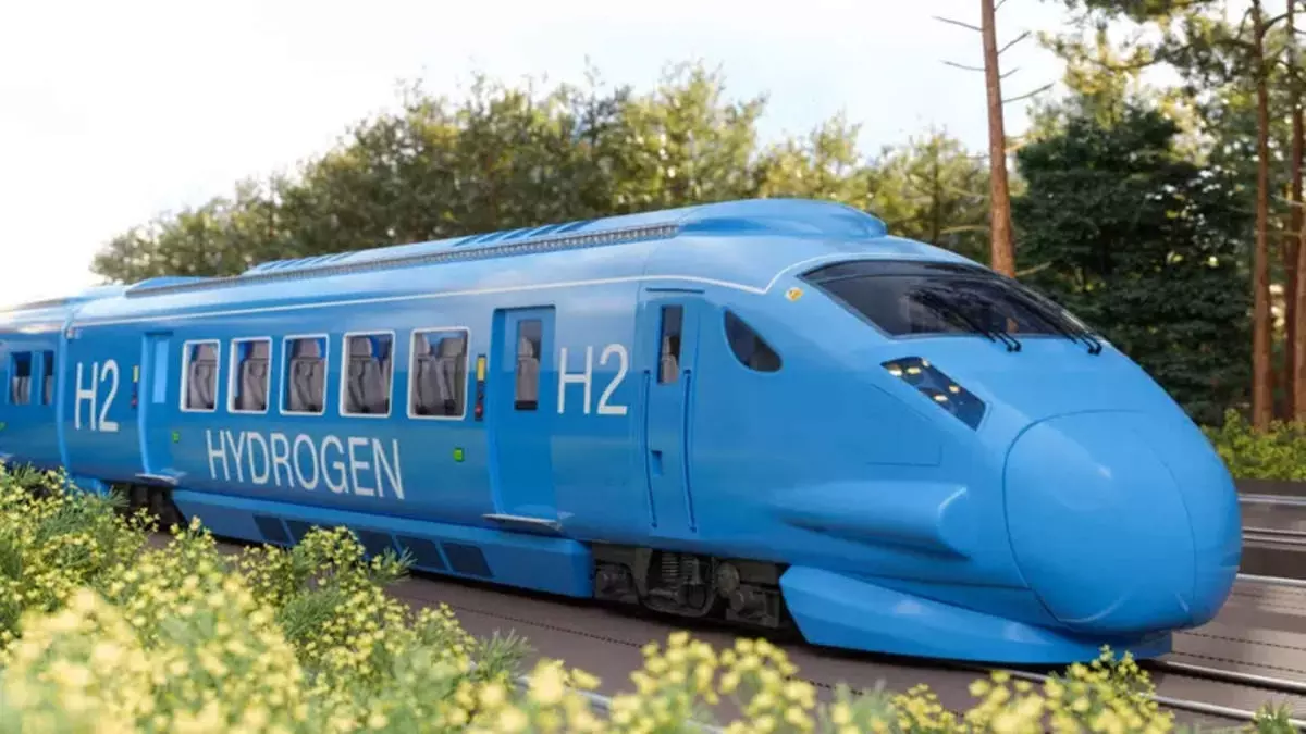 India Hydrogen Train: ఇకపై డీజిల్, కరెంట్ అవసరం లేదు – దేశంలో తొలి హైడ్రోజన్ రైలు ట్రయల్ విజయవంతం! India Hydrogen Train: ఇకపై డీజిల్, కరెంట్ అవసరం లేదు – దేశంలో తొలి హైడ్రోజన్ రైలు ట్రయల్ విజయవంతం!