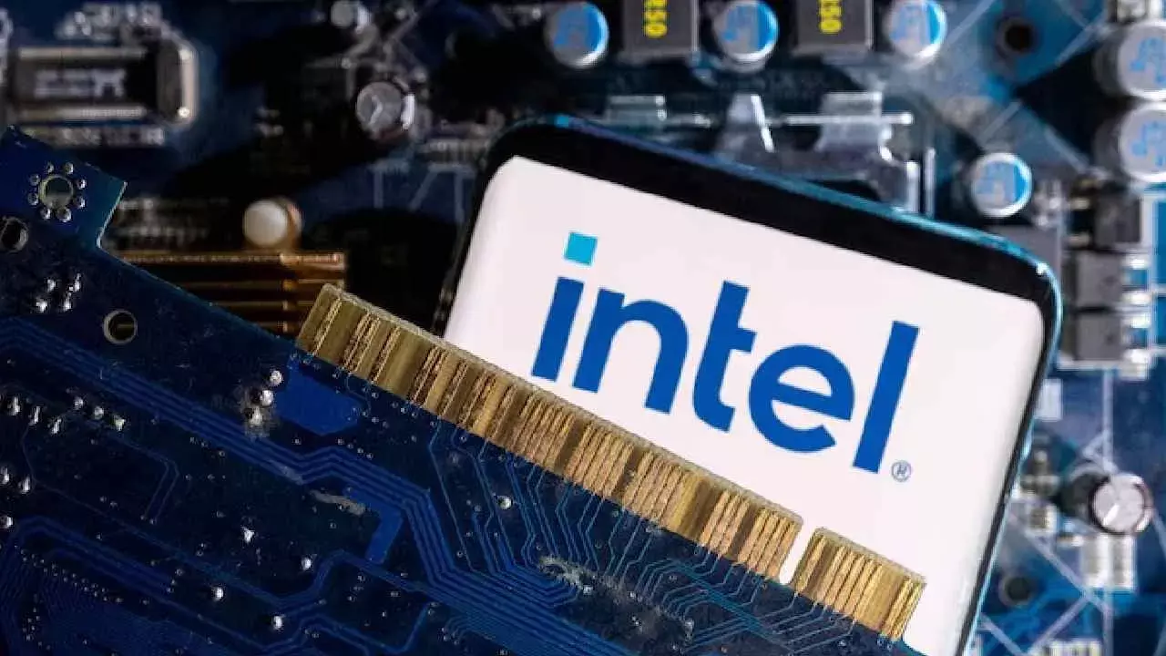 Intel Layoffs: ఇంటెల్‌లో 25,000 ఉద్యోగులకు షాక్‌.. భారీ స్థాయిలో ఉద్యోగాల కోత
