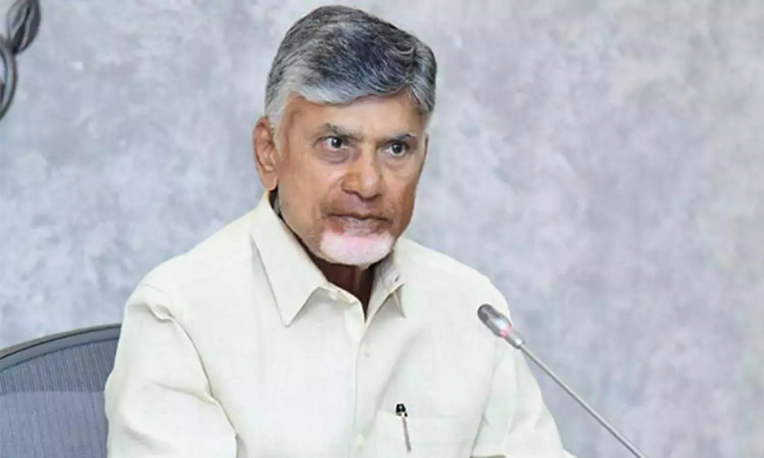 AP పెన్షన్లు పెరిగాయి… కొత్త పెన్షన్లకు కూడా గ్రీన్ సిగ్నల్! AP పెన్షన్లు పెరిగాయి… కొత్త పెన్షన్లకు కూడా గ్రీన్ సిగ్నల్!