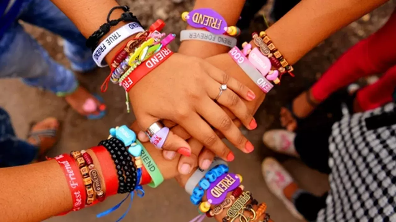 Friendship Day 2025: నిజమైన స్నేహానికి అంకితమైన ఒక ప్రత్యేక రోజు – ఇలా జరుపుకోండి!