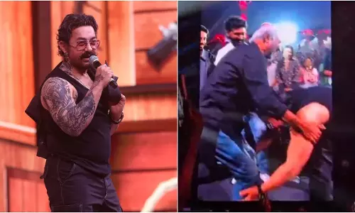 Rajinikanth : రజనీకాంత్ కాళ్లు మొక్కిన అమీర్ ఖాన్.. వద్దు వద్దంటూ అడ్డుకున్న సూపర్ స్టార్ Rajinikanth : రజనీకాంత్ కాళ్లు మొక్కిన అమీర్ ఖాన్.. వద్దు వద్దంటూ అడ్డుకున్న సూపర్ స్టార్