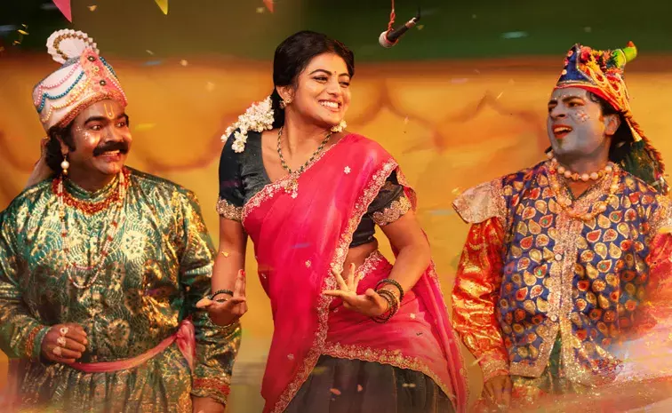 Nala Jilakara Mogga Video: ‘గరివిడి లక్ష్మి’ మూవీ నుండి మరో హిట్ Nala Jilakara Mogga Video: ‘గరివిడి లక్ష్మి’ మూవీ నుండి మరో హిట్