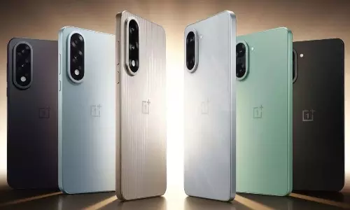 OnePlus Nord CE5 5G: కొత్త స్మార్ట్ఫోన్ కొనాలనుకుంటున్నారా? సగం ధరకే వన్ప్లస్ నార్డ్ 5.. డిస్కౌంట్లు భలే ఉన్నాయ్..! OnePlus Nord CE5 5G: కొత్త స్మార్ట్ఫోన్ కొనాలనుకుంటున్నారా? సగం ధరకే వన్ప్లస్ నార్డ్ 5.. డిస్కౌంట్లు భలే ఉన్నాయ్..!