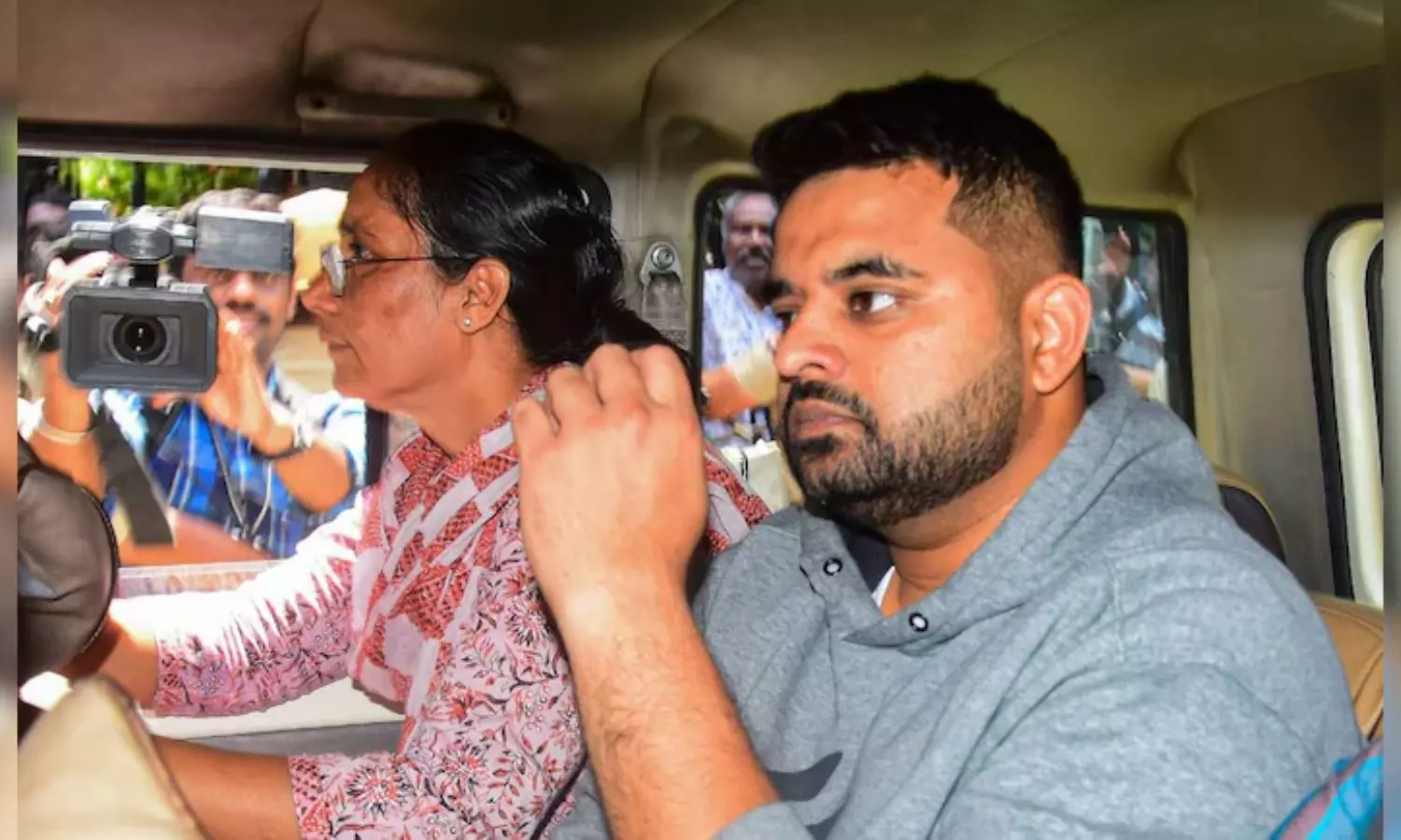 How a Forgotten Saree Exposed Prajwal Revanna in Rape Case How a Forgotten Saree Exposed Prajwal Revanna in Rape Case