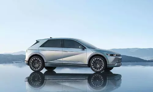 Hyundai Ioniq 5 Big Discounts: హ్యుందాయ్ బిగ్ డిస్కౌంట్.. అయోనిక్ 5పై ధర రూ.4 లక్షలు తగ్గింది..! Hyundai Ioniq 5 Big Discounts: హ్యుందాయ్ బిగ్ డిస్కౌంట్.. అయోనిక్ 5పై ధర రూ.4 లక్షలు తగ్గింది..!
