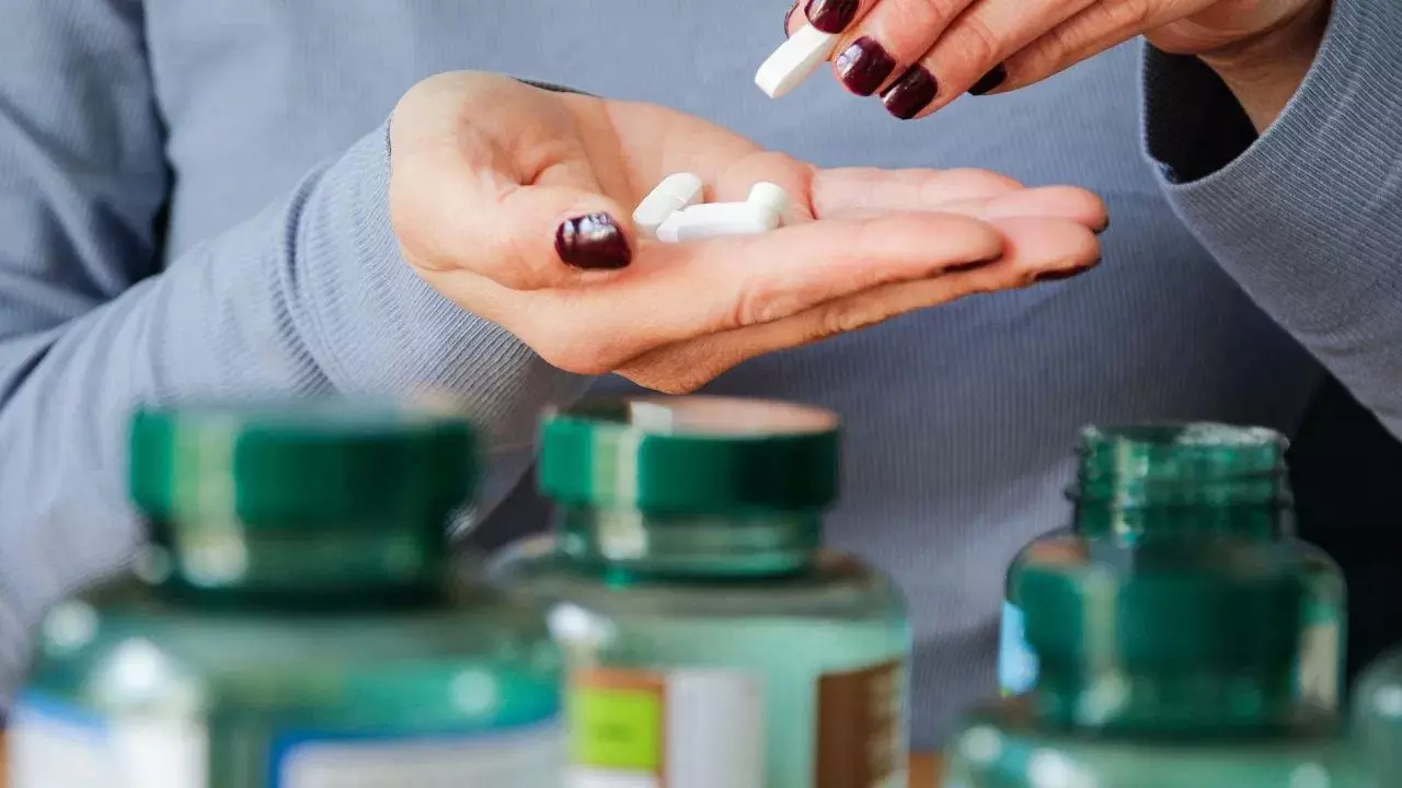 Health Supplements : హెల్త్ సప్లిమెంట్స్ వాడుతున్నారా.. మీకు మూడినట్లే.. వాడే ముందు ఇది తెలుసుకోండి