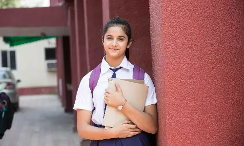 టెన్త్‌ పరీక్షలు పాత పద్ధతిలోనే.. తెలంగాణ విద్యాశాఖ కీలక నిర్ణయం