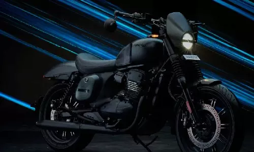 Yezdi Roadster : రాయల్ ఎన్‌ఫీల్డ్‎కు షాక్.. కొత్త యెజ్దీ రోడ్‌స్టర్ లాంచ్.. ధర, ఫీచర్లు ఇవే