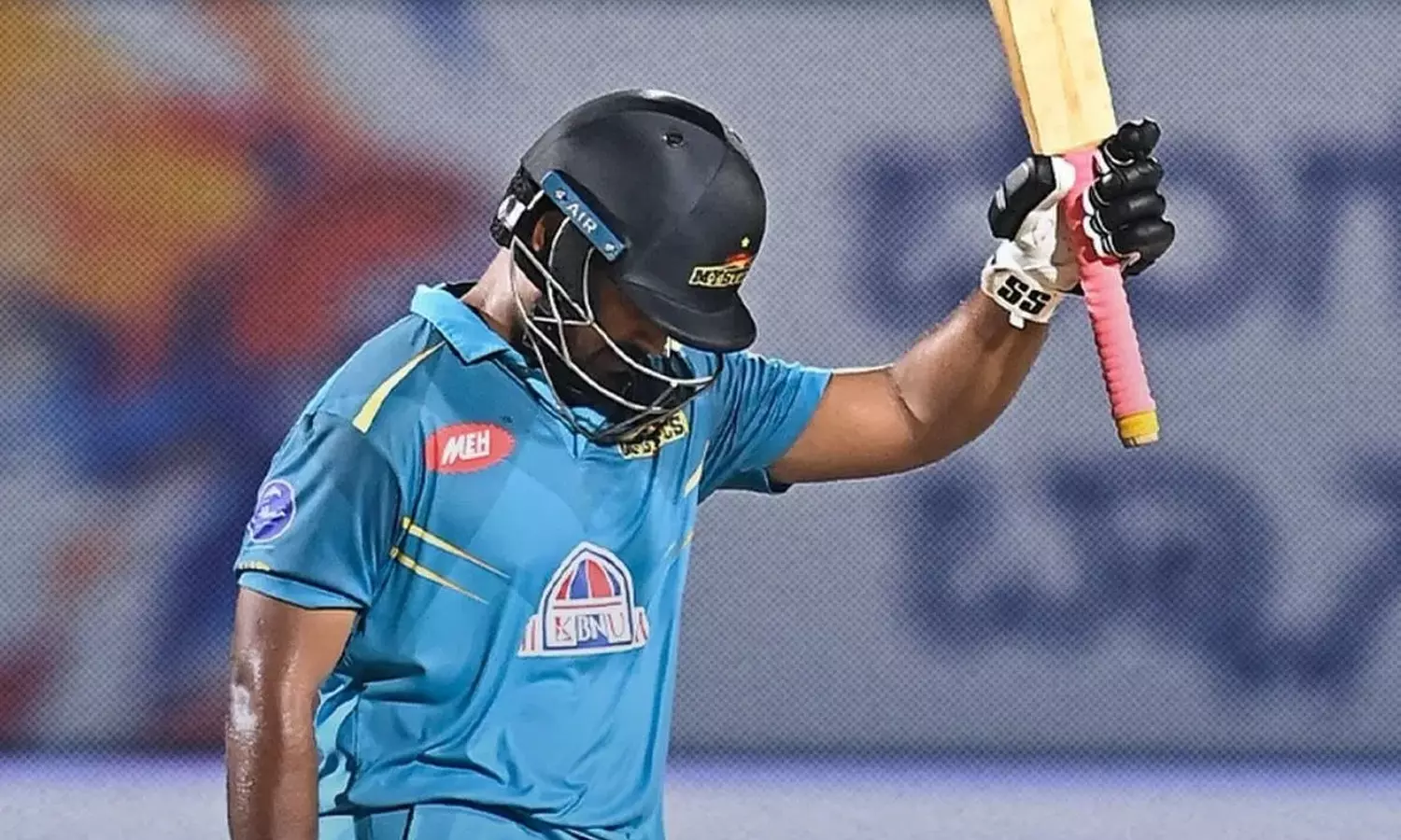 No. 8 Batsman Smashes Sixes, Scores More Than His Teams 10 Players