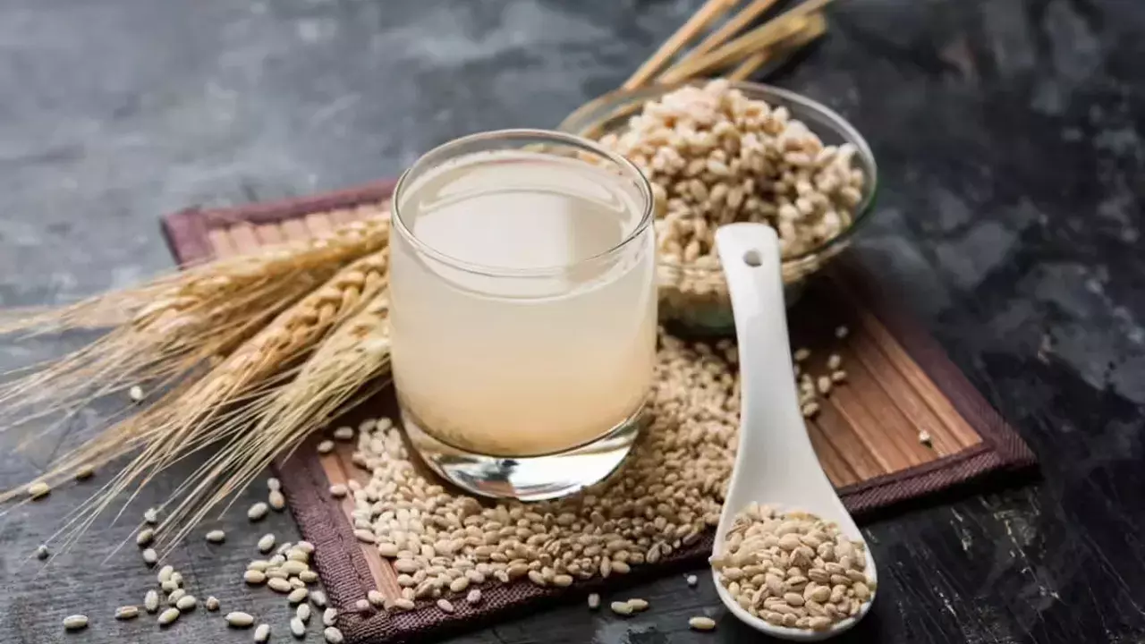 Barley Water: ఇకపై బార్లీ గింజలను చీప్‌గా చూడకండి.. ఇవి ఇస్తున్న ఆశ్చర్యకర లాభాలు!
