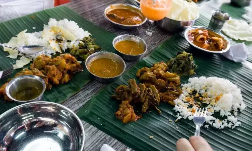 Surprising Health Benefits of Eating on a Banana Leaf