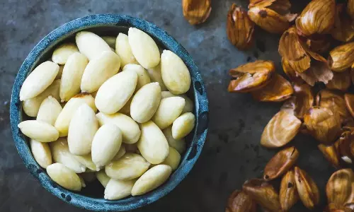 Eat This Before Brushing to Lower Cholesterol and Improve Heart Health