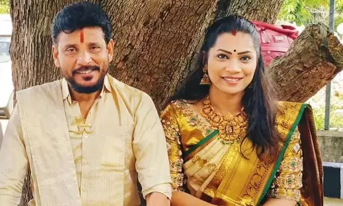 Bigg Boss 9 A Sensational Political Couple to Enter the House?