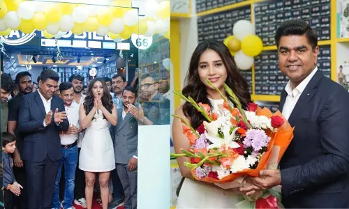 U&I Retail Store: విజయవాడలో గ్రాండ్గా ఆరంగేట్రం.. ఆకట్టుకున్న నభా నటేష్ U&I Retail Store: విజయవాడలో గ్రాండ్గా ఆరంగేట్రం.. ఆకట్టుకున్న నభా నటేష్