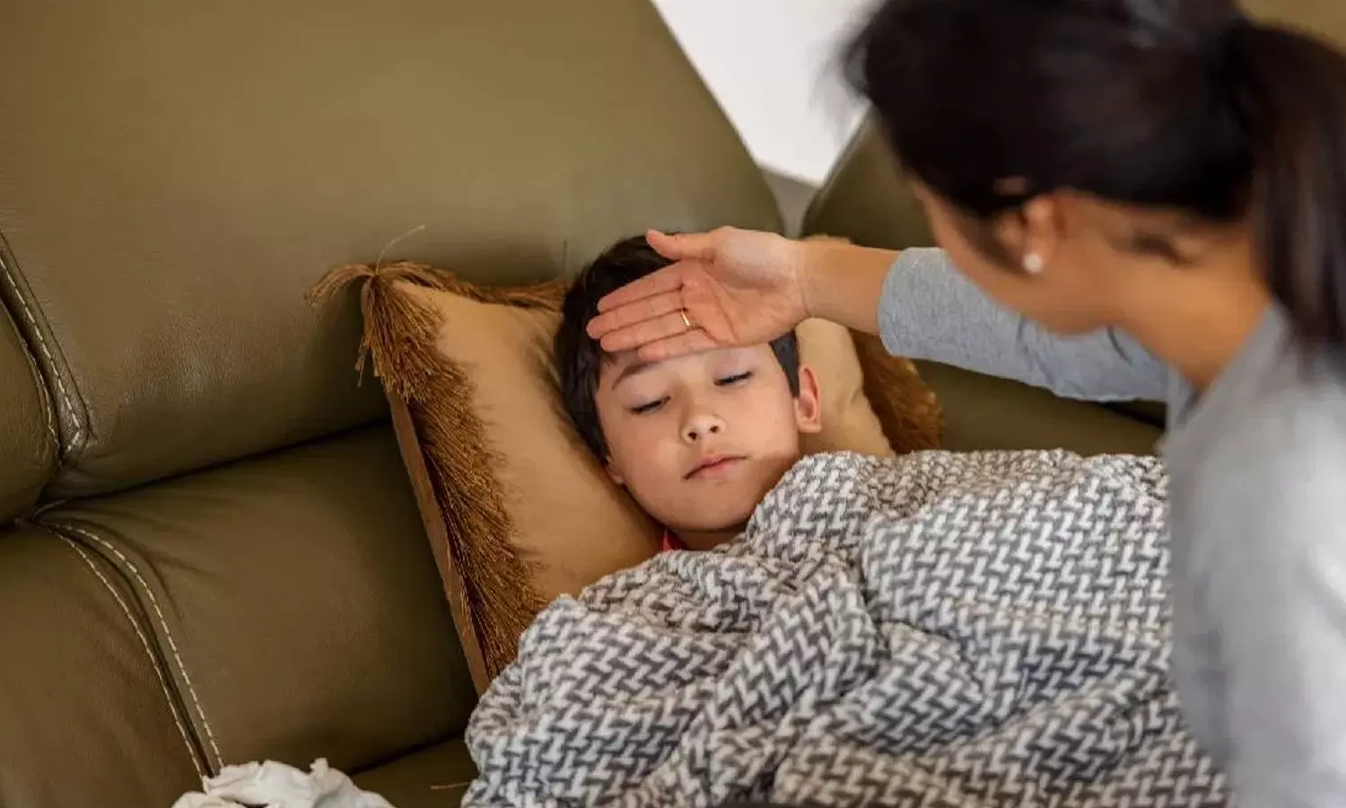 Foods You Must Give Your Child When They Have a Fever