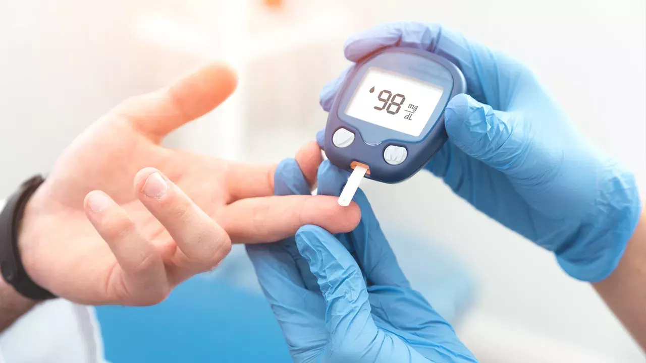 Diabetes Control: మెంతులు తింటే చాలు.. షుగర్ లెవల్స్ అదుపులోనే ఉంటాయి!