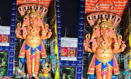 Khairatabad Ganesh 2025: ఖైరతాబాద్ గణేశుడి విశేషాలు మీకోసం!
