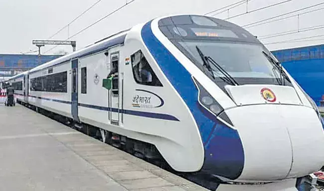 Vande Bharat: సికింద్రాబాద్-తిరుపతి రైలు ఇక 20 కోచ్లతో! Vande Bharat: సికింద్రాబాద్-తిరుపతి రైలు ఇక 20 కోచ్లతో!