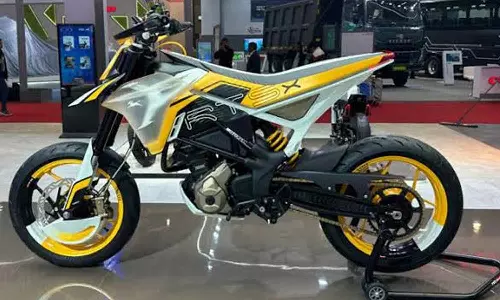 TVS RTX 300: టీవీఎస్ సరికొత్త బైక్.. ఫీచర్లు చూస్తే నమ్మలేరు.. అందరి చూపు మీవైపే..! TVS RTX 300: టీవీఎస్ సరికొత్త బైక్.. ఫీచర్లు చూస్తే నమ్మలేరు.. అందరి చూపు మీవైపే..!