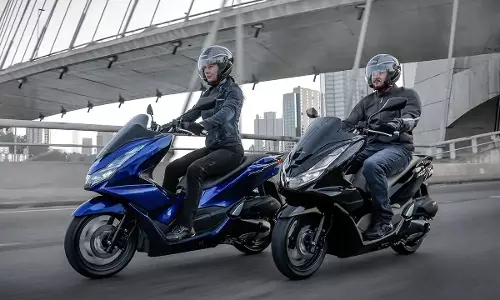2026 Honda PCX 160: 2026 హోండా PCX 160.. సరికొత్త రంగులు.. ప్రీమియం ఫీచర్లు..!