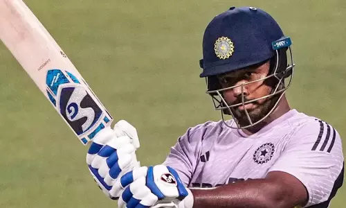 Sanju Samson : ఆసియా కప్ ప్రాక్టీస్లో సంజు సామ్సన్కు షాక్ Sanju Samson : ఆసియా కప్ ప్రాక్టీస్లో సంజు సామ్సన్కు షాక్