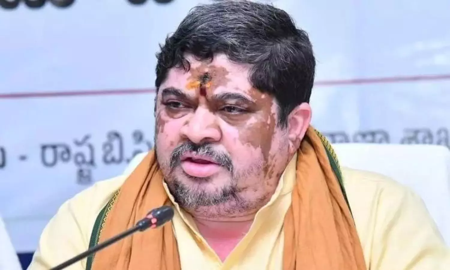 Minister Ponnam Prabhakar Blames Central Government for Urea Shortage in Telangana