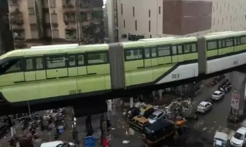 Mumbai Monorail Breaks Down Stranding Passengers Due to Technical Snag