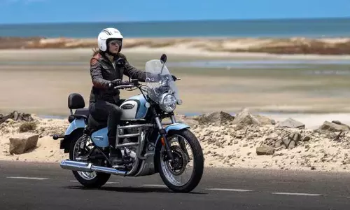 2025 Royal Enfield Meteor 350: ఎన్‌ఫీల్డ్ 2025 మెటియోర్ 350 వచ్చేస్తోంది.. దీన్ని పట్టుకోవడం కష్టమే.. రేటు ఎంతంటే..?