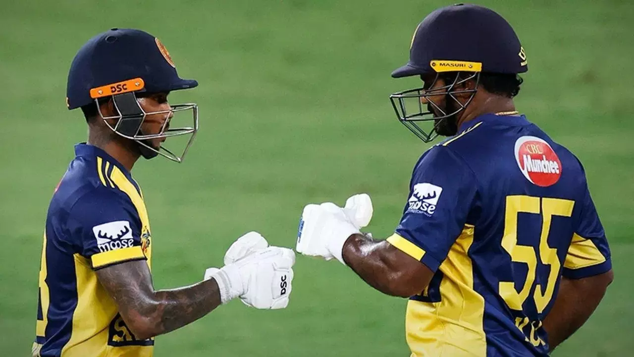 SL vs HK Asia Cup : హాంకాంగ్‌కు దెబ్బ మీద దెబ్బ.. ఆరు క్యాచ్‌లు వదిలేసి శ్రీలంక చేతిలో ఓటమి