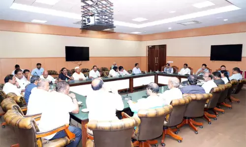 ప్రైవేట్ కాలేజీలతో రాష్ట్ర ప్రభుత్వం చర్చలు సఫలం