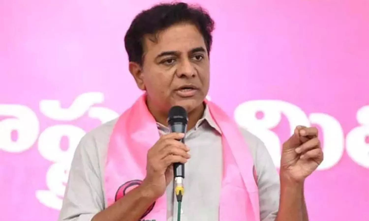 తప్పుడు ప్రచారాలపై కేటీఆర్ ఆగ్రహం..