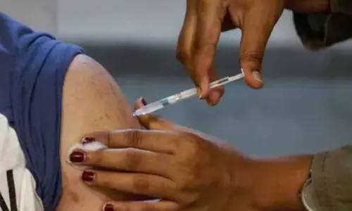 Rabies Vaccine: జ్వరం అని ఆస్పత్రికి వెళ్తే రేబిస్ టీకా వేసిన నర్సు